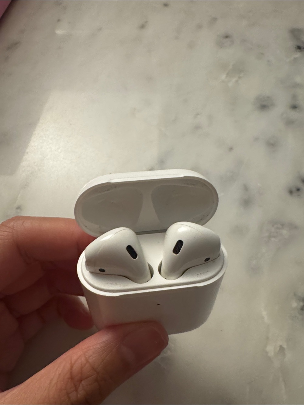 AirPods 2